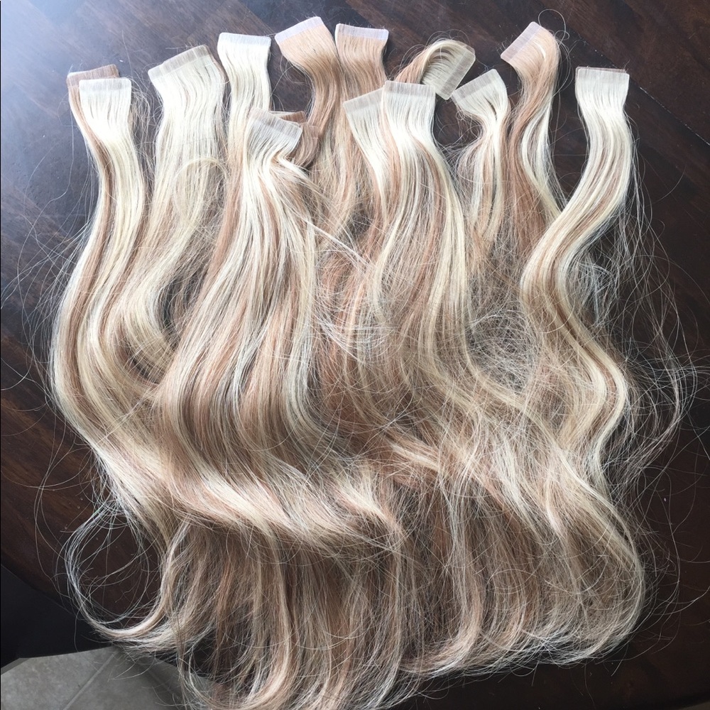 *NEED GONE ASAP* HOT HEAD TAPE IN EXTENSIONS